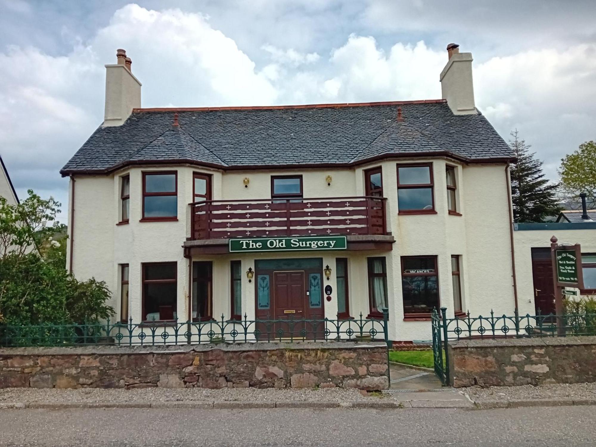 Old Surgery Guest House Ullapool Eksteriør bilde