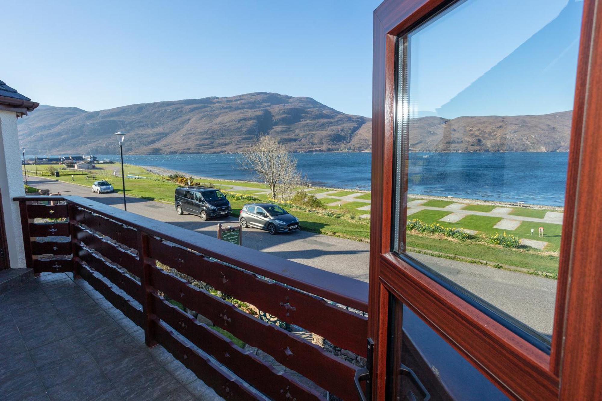 Old Surgery Guest House Ullapool Eksteriør bilde